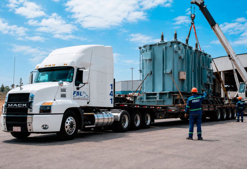 Transporte de Carga Sobredimensionada en México | FSL
